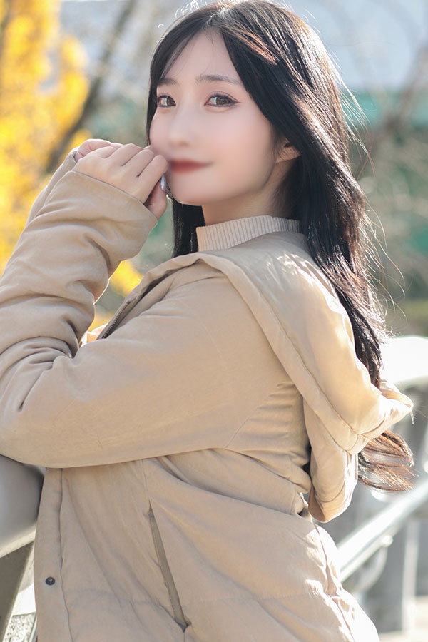 ビジュアル最強！写真より実物で惚れるレンタル彼女</p>佐藤みさ-2