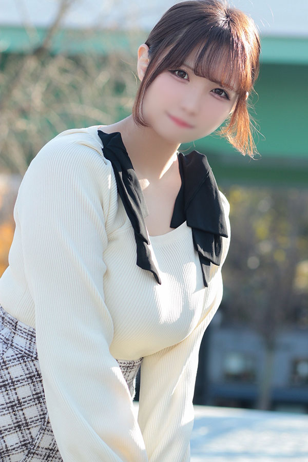 守りたくなる、きゅるん系あざと可愛いレンタル彼女</p>赤羽あいり-8