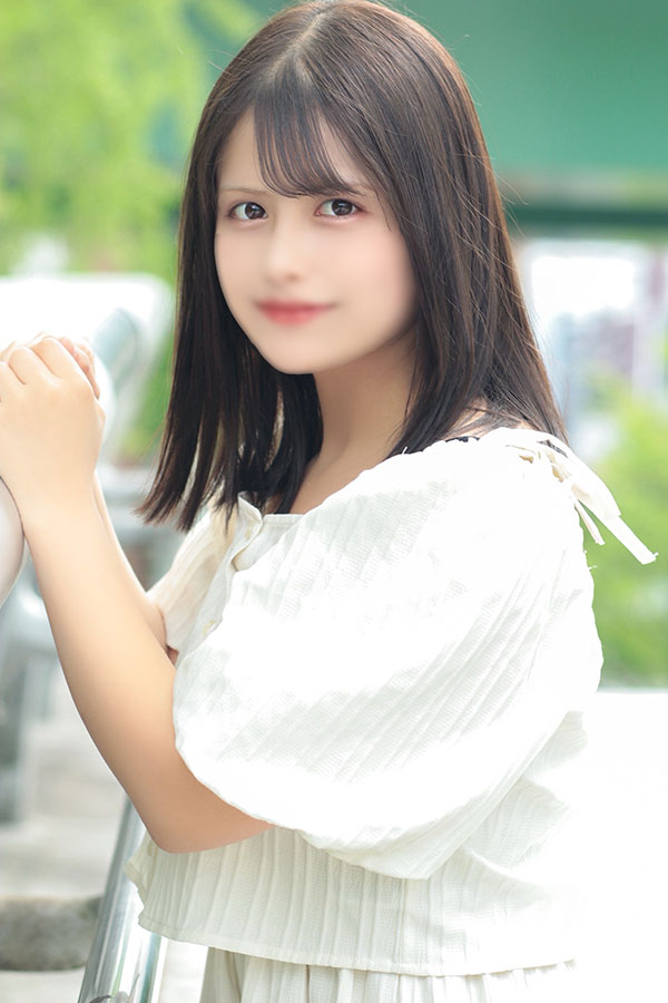 まるでアイドル！透明感抜群な美少女レンタル彼女</p>月城ひめか-9