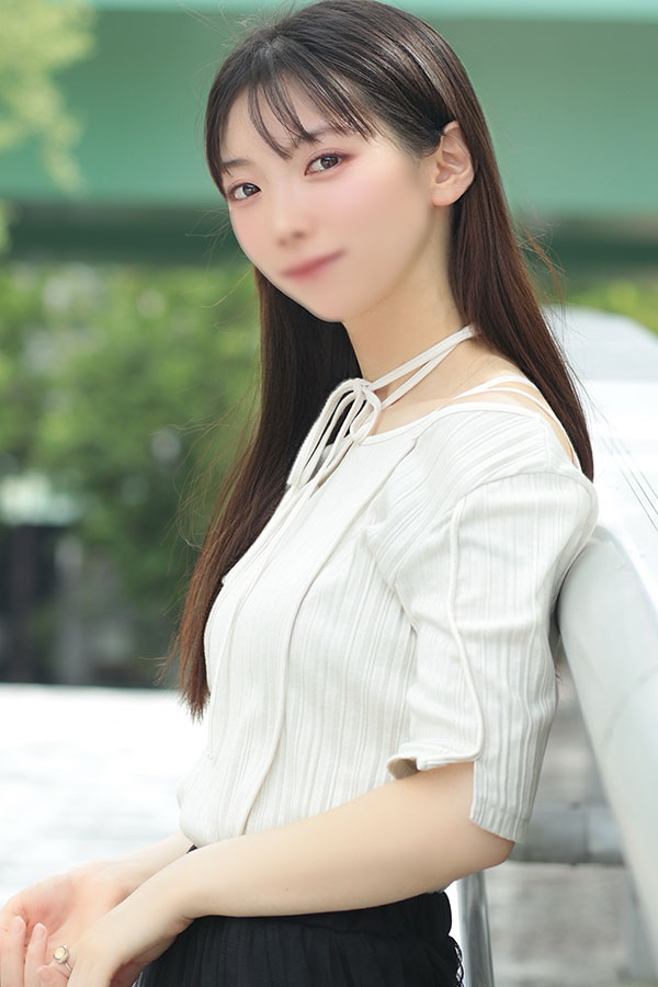 透明感あふれる、清楚系レンタル彼女</p>佐野ことは-5
