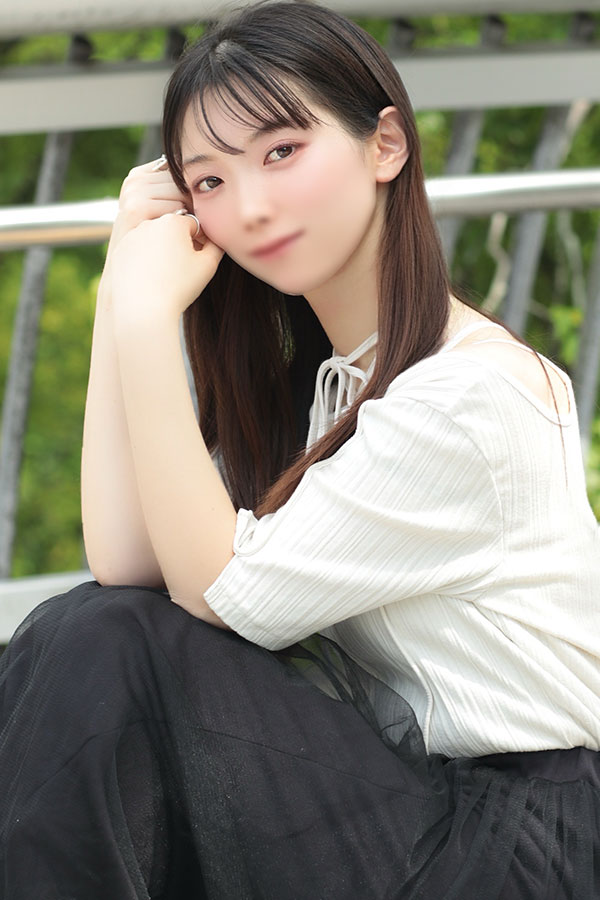 透明感あふれる、清楚系レンタル彼女</p>佐野ことは-6