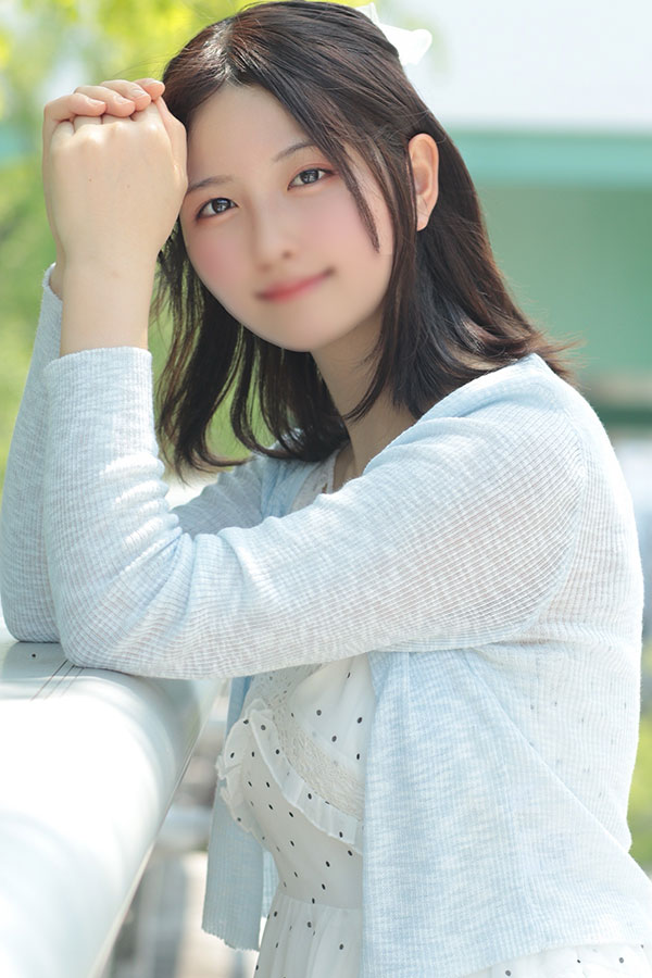 清楚な笑顔が魅力の、ふんわり系レンタル彼女</p>櫻井なつき-5