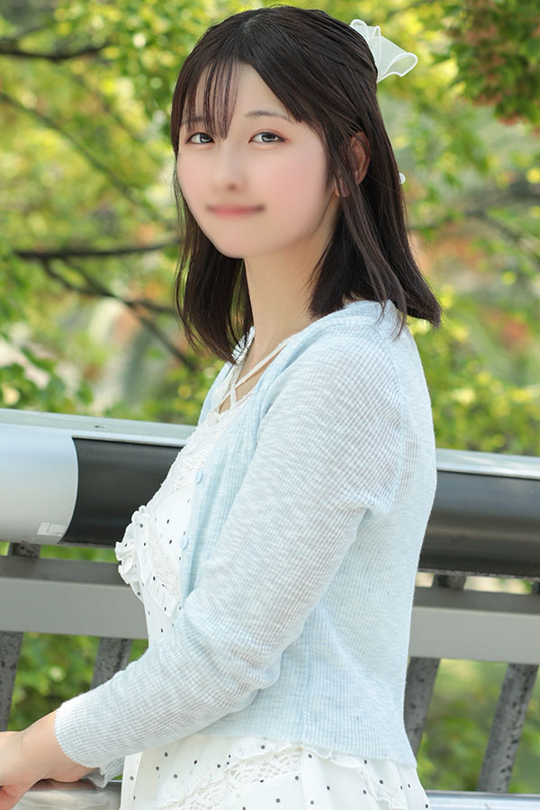 清楚な笑顔が魅力の、ふんわり系レンタル彼女</p>櫻井なつき-1