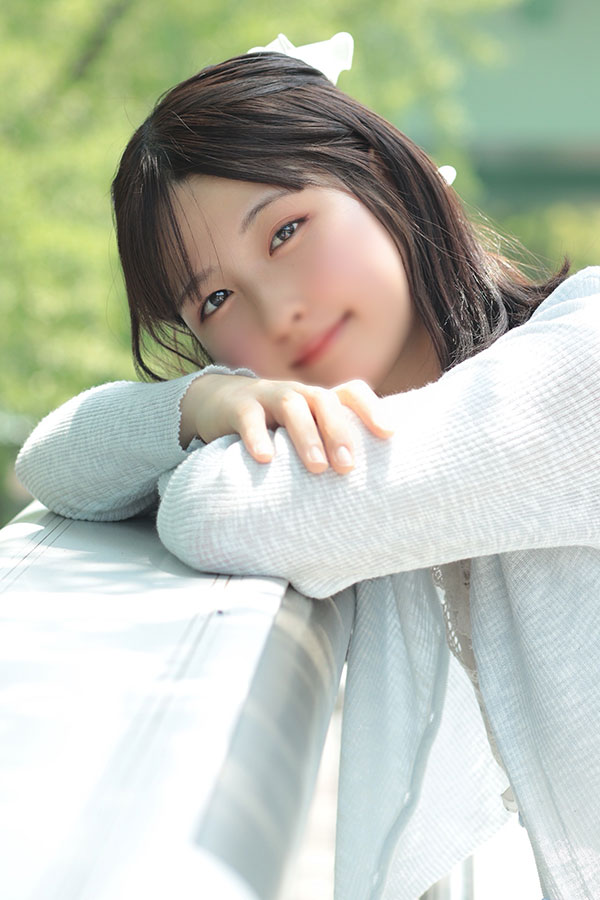 清楚な笑顔が魅力の、ふんわり系レンタル彼女</p>櫻井なつき-2