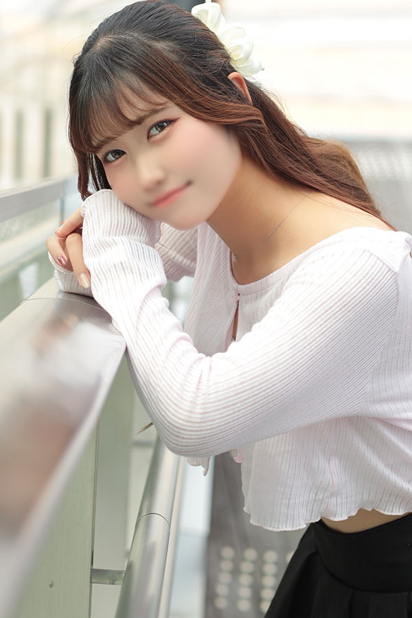まるでアイドル！愛嬌たっぷりかわいい系レンタル彼女</p>石井れおな-5
